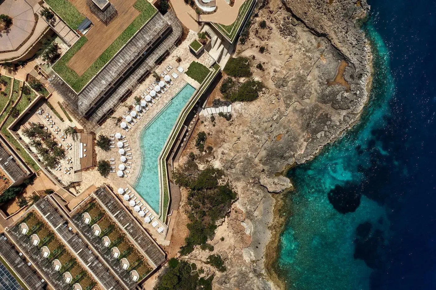 1-six-senses-ibiza-spanien-ubersicht-luxus-urlaub-kinder-the-family-project