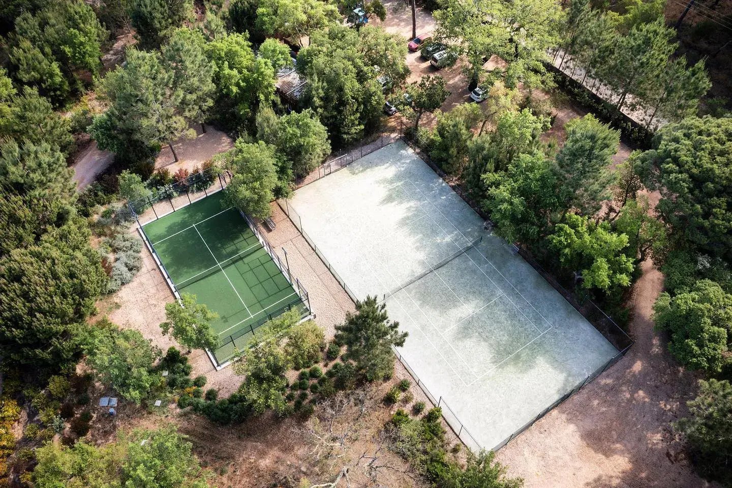 Tennisplätze aus der Vogelperspektive
