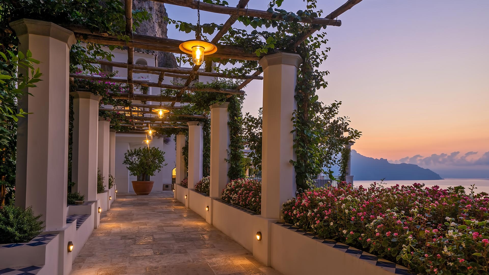 borgo-santandrea-italien-familienluxusreisen-thefamilyproject-anlage