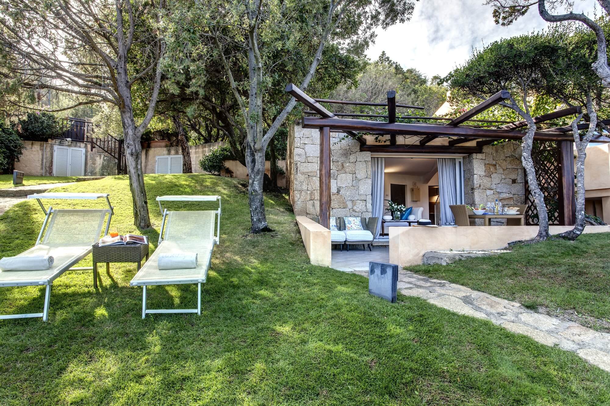 lea-bianca-luxury-resort-familienluxusreisen-thefamilyproject-garten
