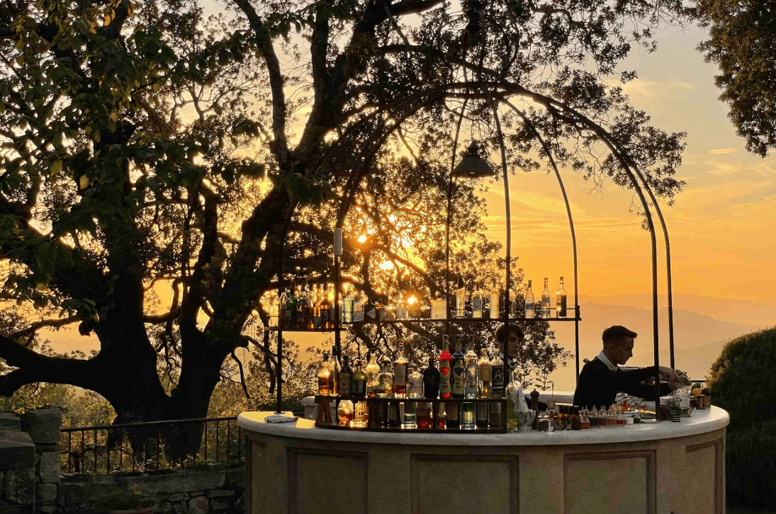 borgo-pignano-toskana-familienluxusreisen-bar