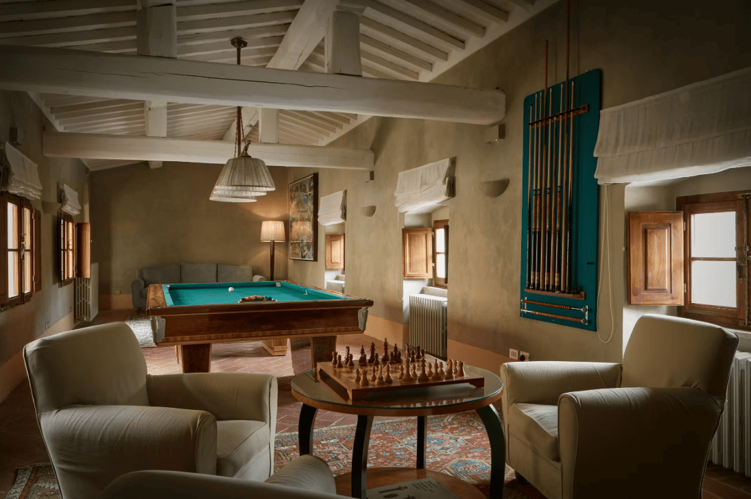 borgo-pignano-toskana-familienluxusreisen-wohnzimmer
