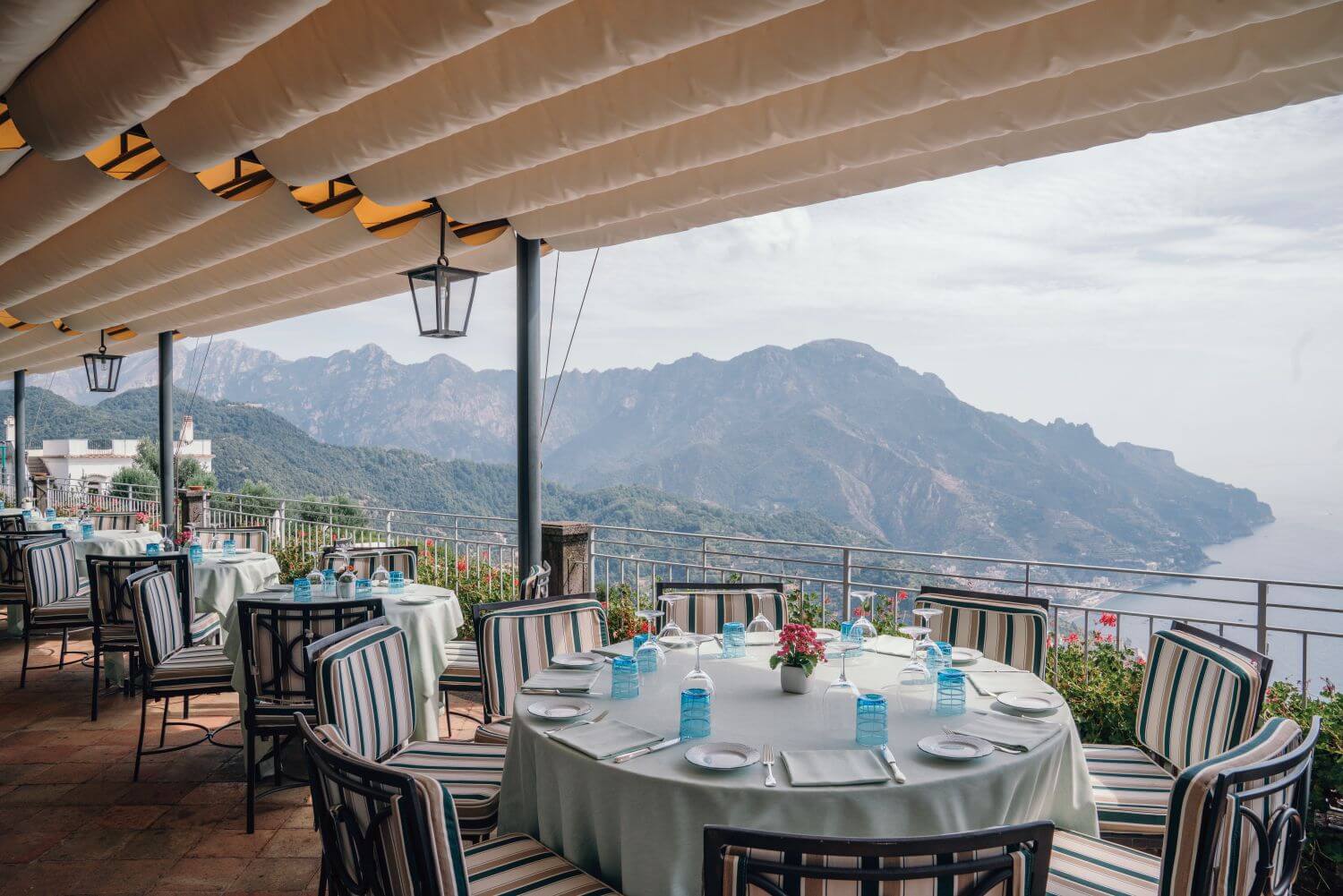 belmond-caruso-familienluxusreisen-restaurant