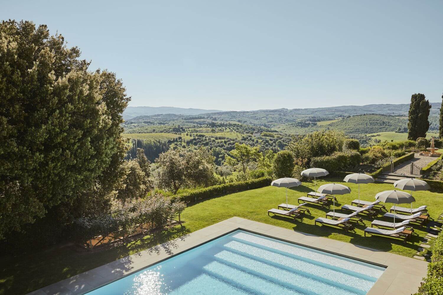 como-castello-del-nero-familienluxusreisen-garten-pool