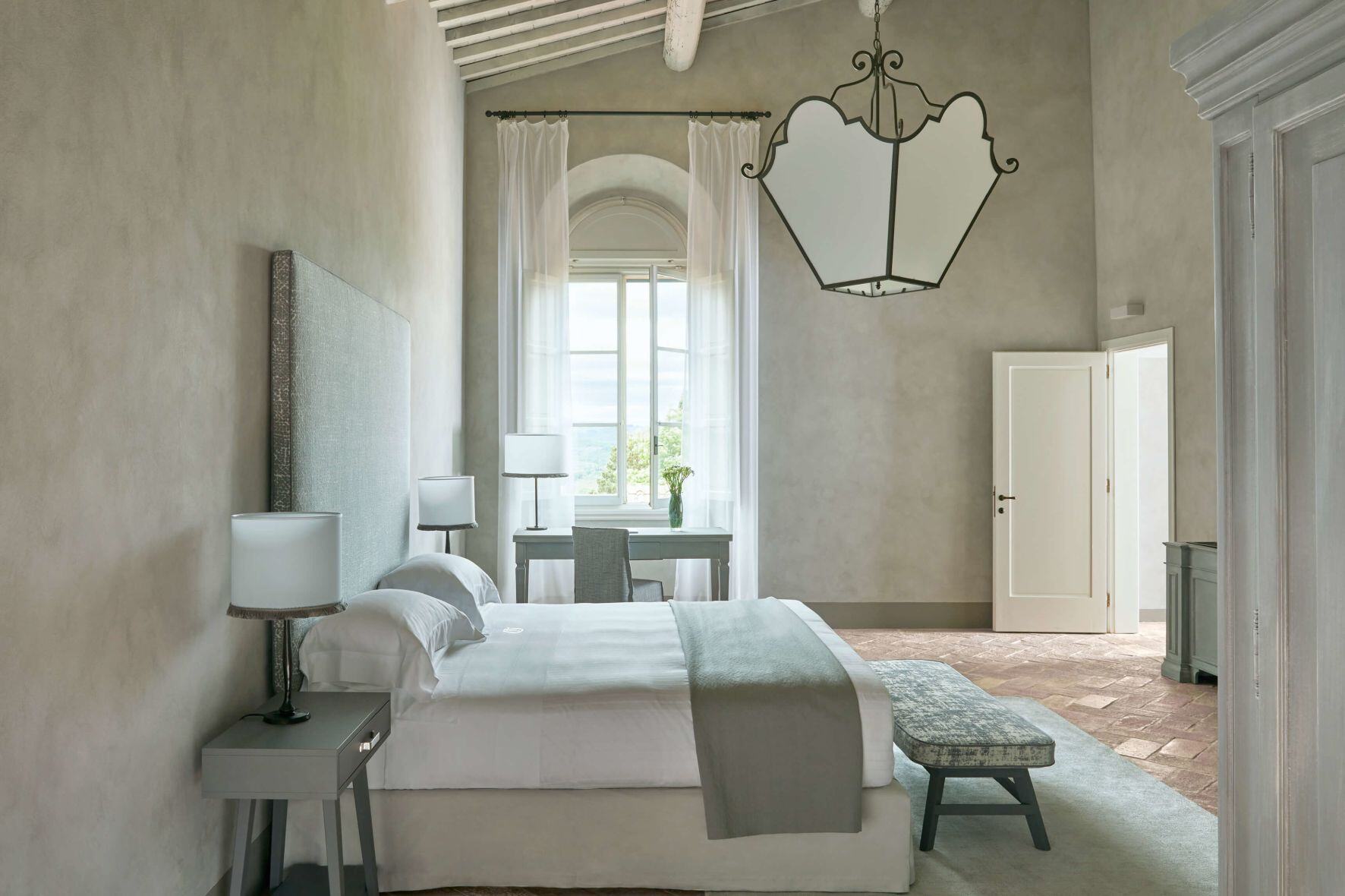 como-castello-del-nero-familienluxusreisen-schlafzimmer2