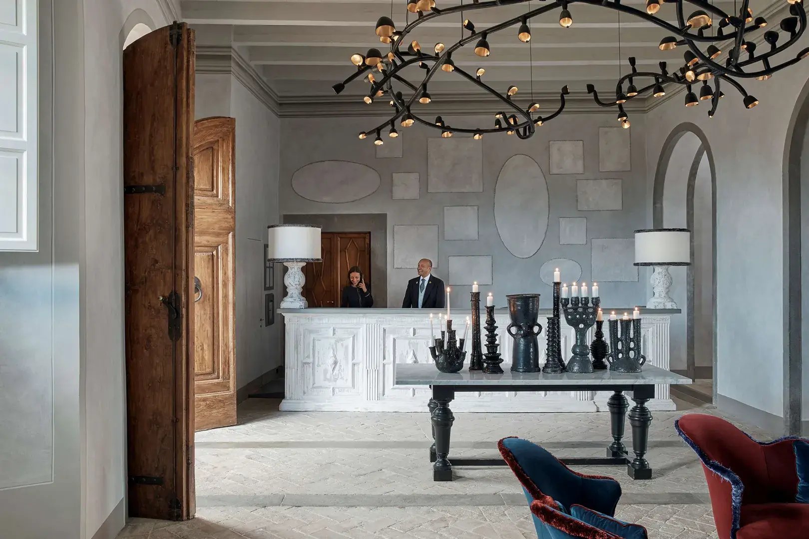 como-castello-del-nero-toskana-italien-rezeption-familienluxus-kinderfreundlich-the-family-project