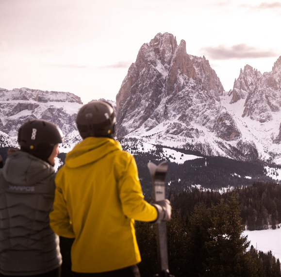 gardena-grödnerhof-familienluxusreisen-skifahren