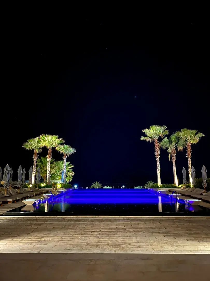 amara zypern griechenland pool nacht