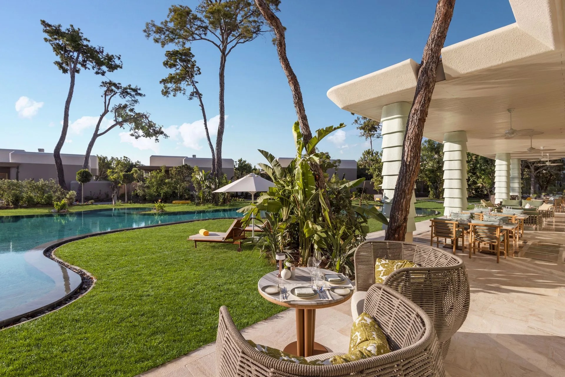 bijal-tuerkei-familienluxusreisen-thefamilyproject-terrasse-club-house
