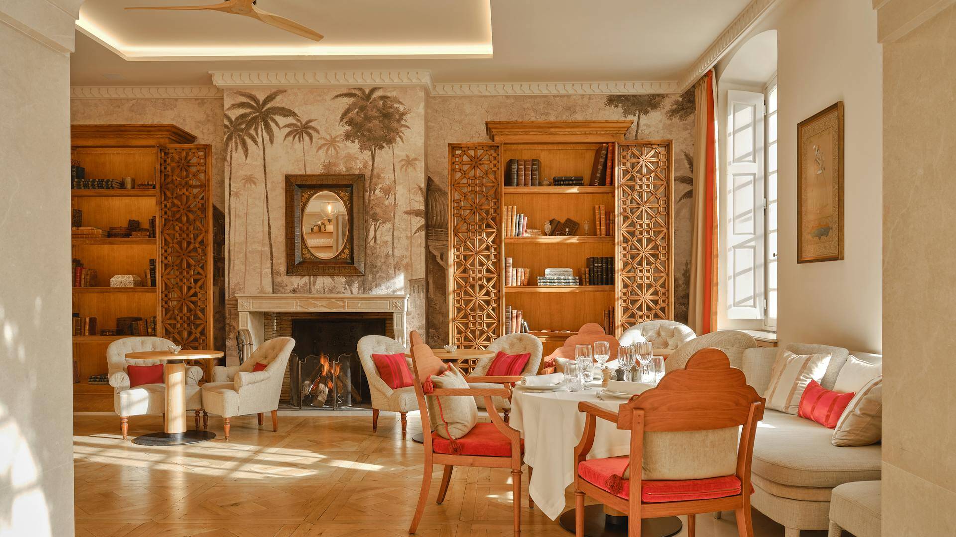airelles-chateau-de-la-messardiere-saint-tropez-familienluxusreisen-Moyen-Restaurant