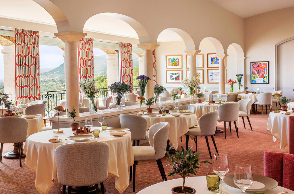 chateau-st-martin-vence-familienluxusreisen-restaurant