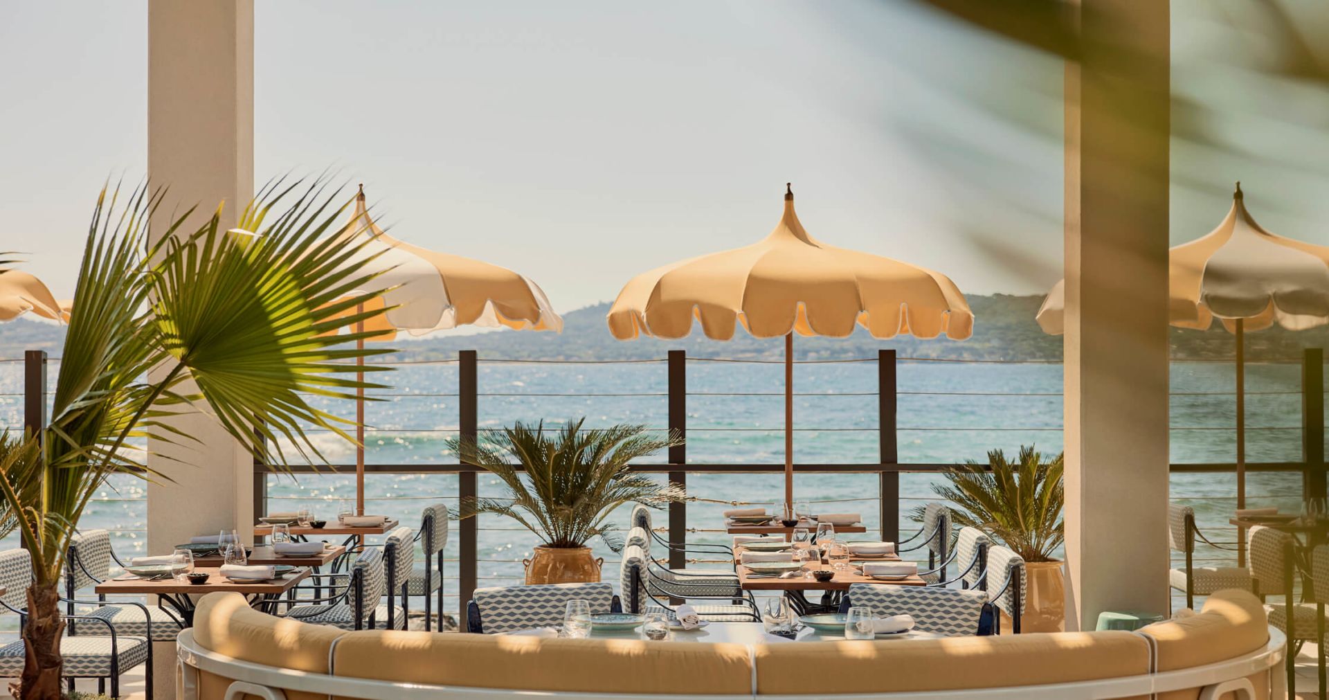 como-le-beauvallon-frankreich-familienluxusreisen-thefamilyproject-restaurant