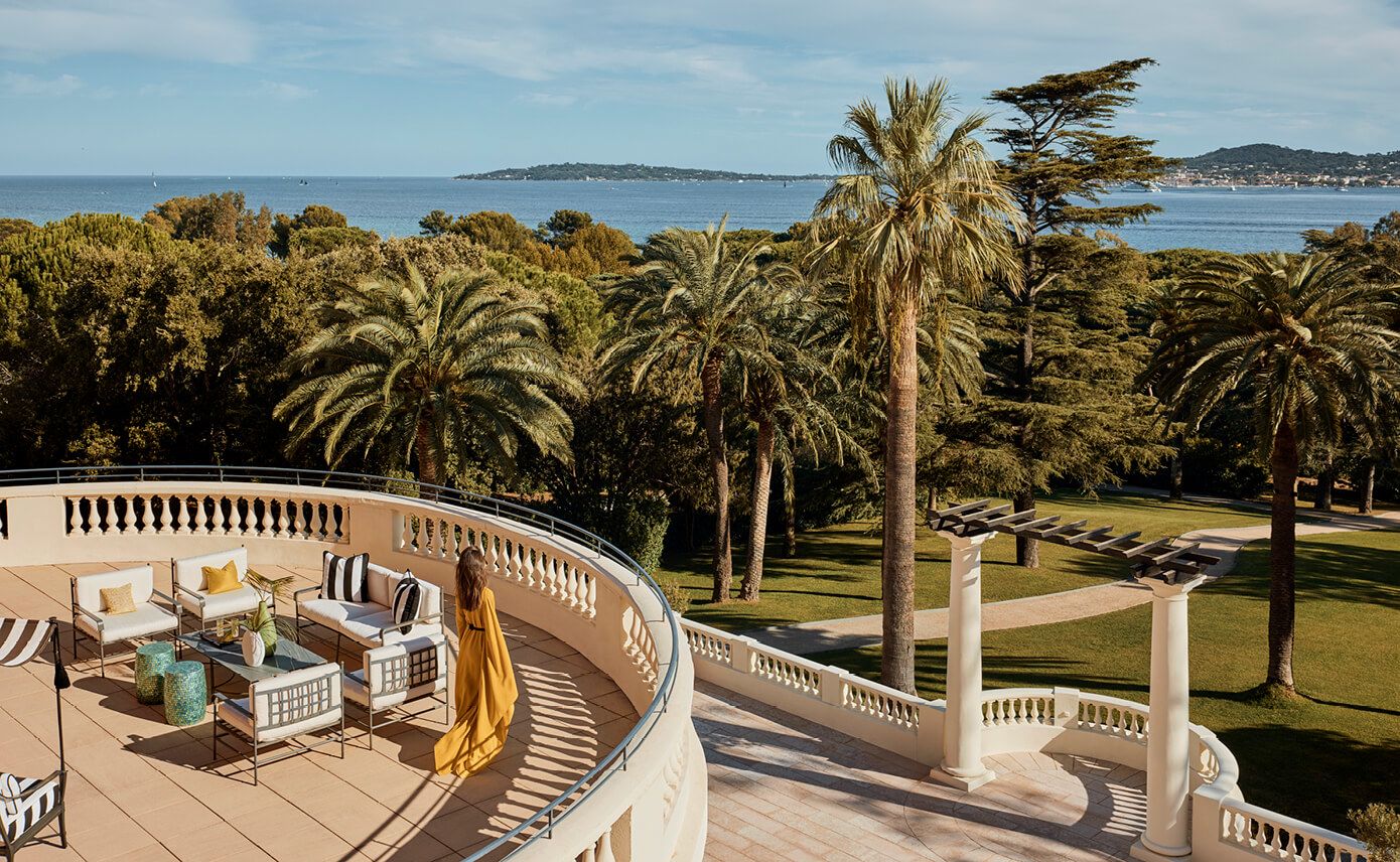 como-le-beauvallon-frankreich-familienluxusreisen-thefamilyproject-terrace-suite