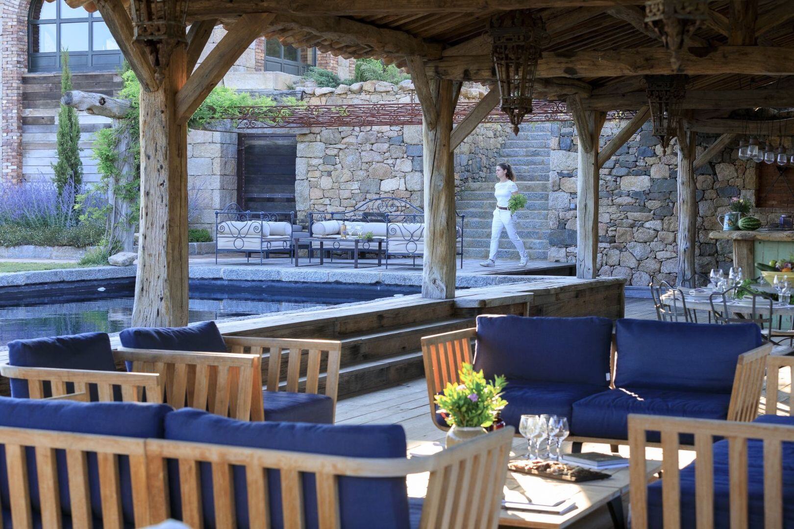 domain-de-murtoli-frankreich-familienluxusreisen-lounge