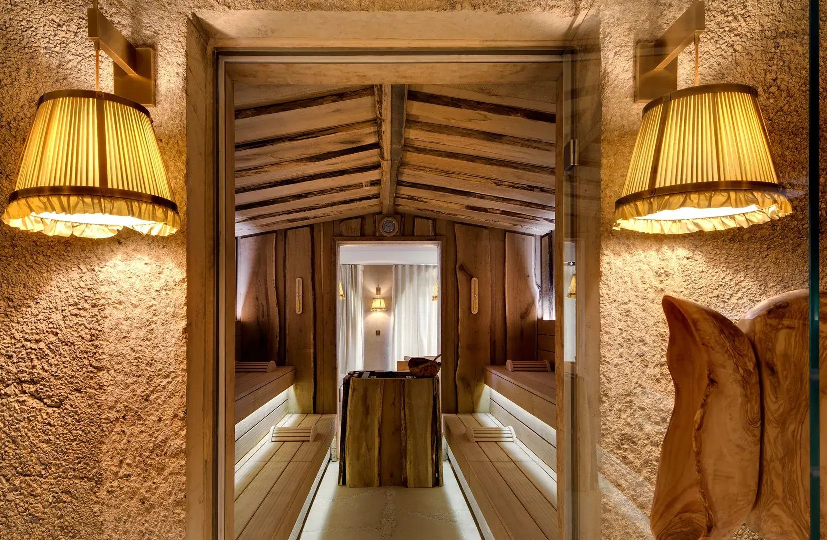lily-of-the-valley-cote-d-azur-frankreich-sauna-familienverwohnung-luxurios