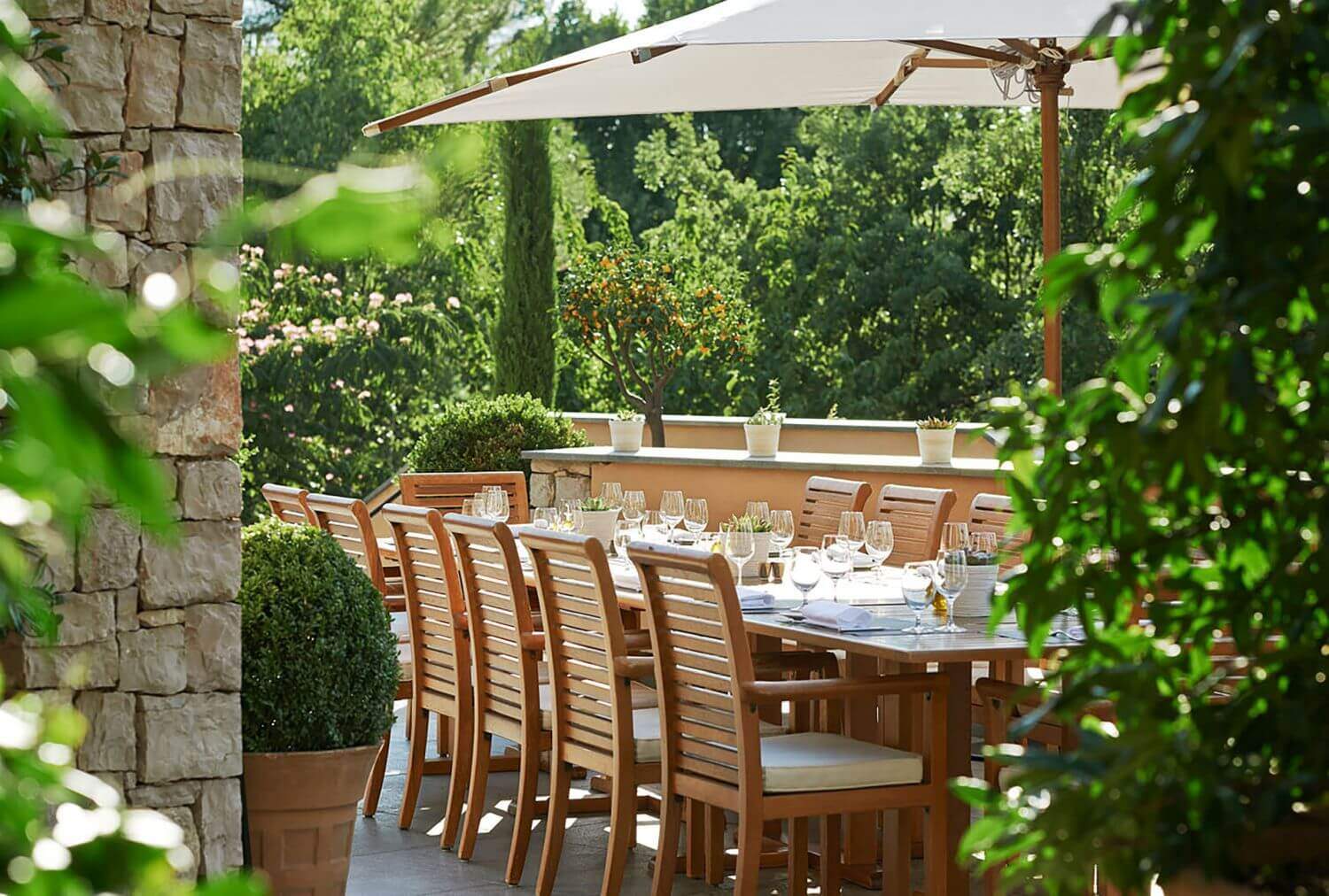 terre-blanche-frankreich-familienluxusreisen-lunch
