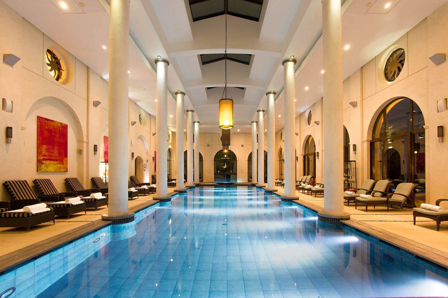 terre-blanche-frankreich-familienluxusreisen-pool1