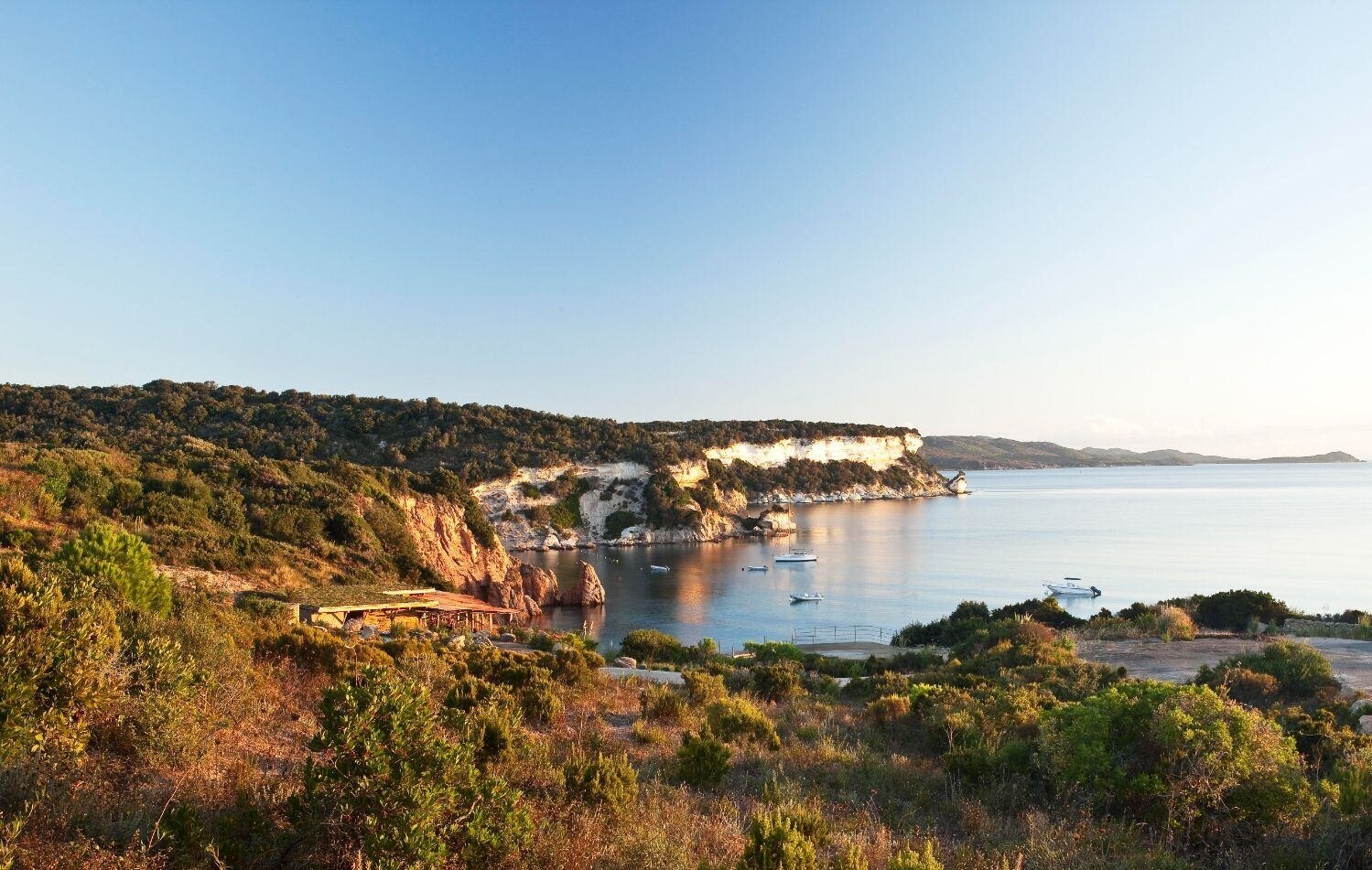 u-capu-bianco-familienluxusreisen-bucht