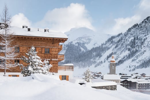 Aurelio Lech Familienluxusreisen verschneit