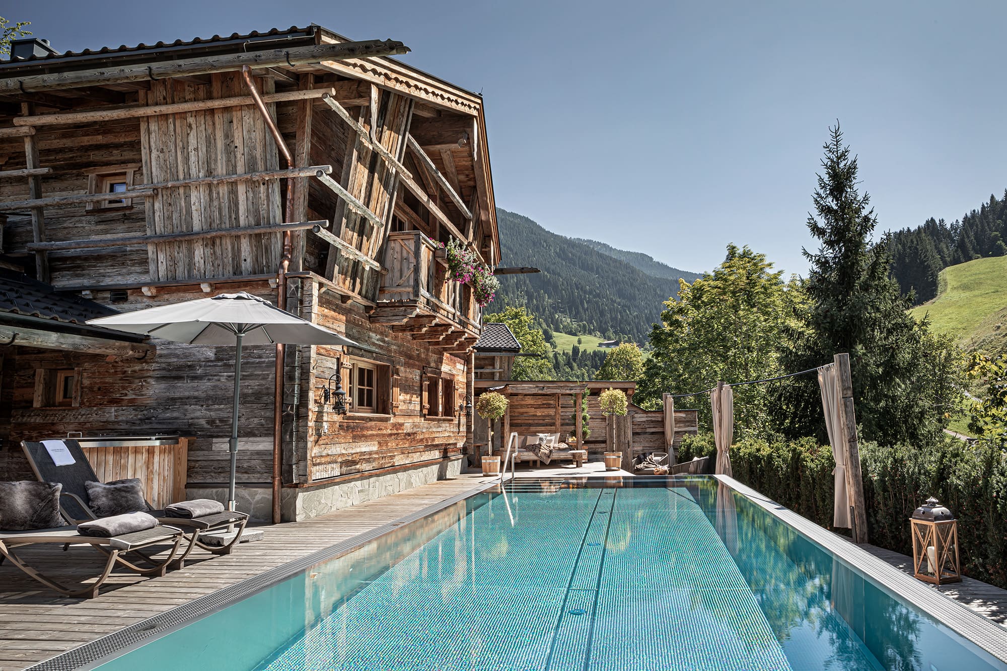 Bergdorf Prechtlgut Wagrain privater-Pool