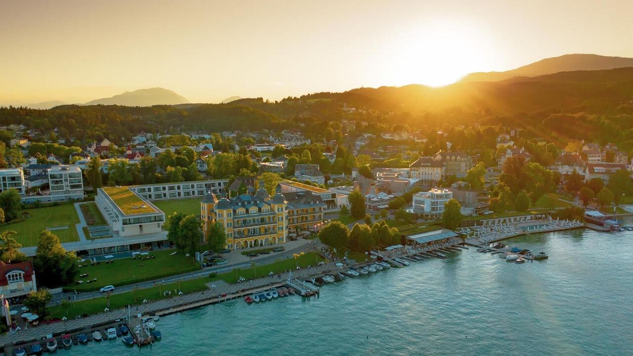 20me-falkensteiner-velden-exterior-view