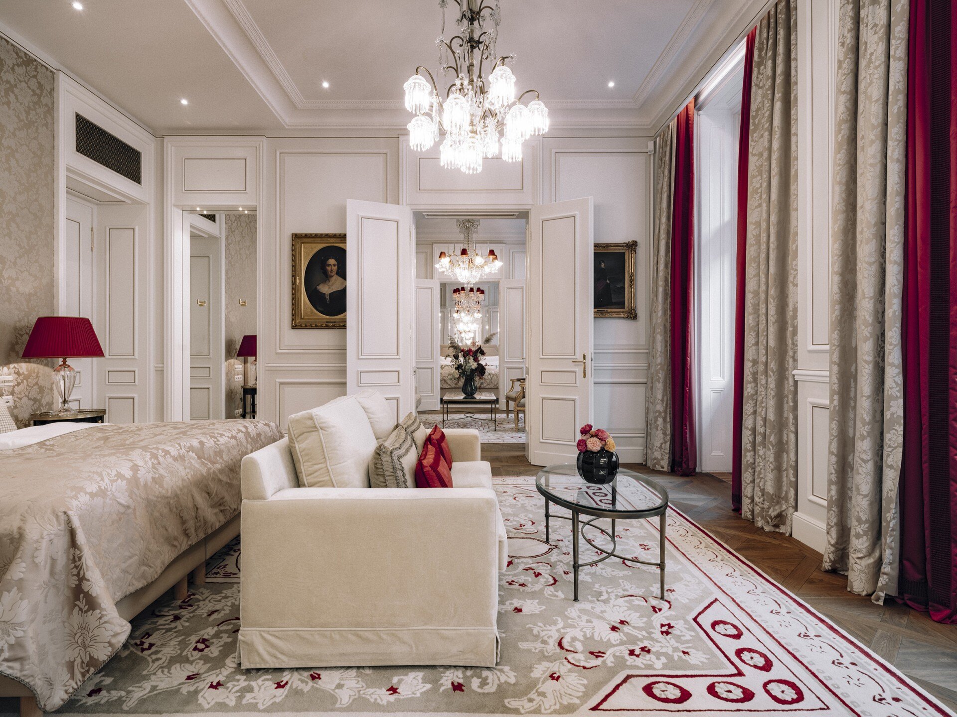 Sacher-Wien-Familienluxusreisen-MadameButterflySuite4