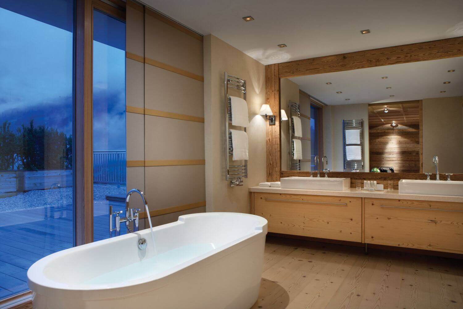 severins-the-alpine-retreat-oesterreich-familienluxusreisen-bad