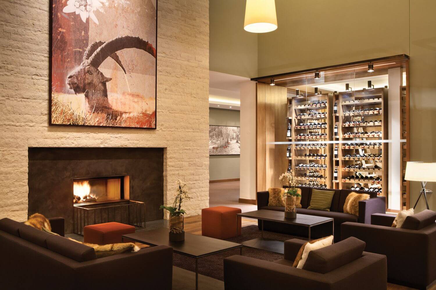 severins-the-alpine-retreat-oesterreich-familienluxusreisen-lounge