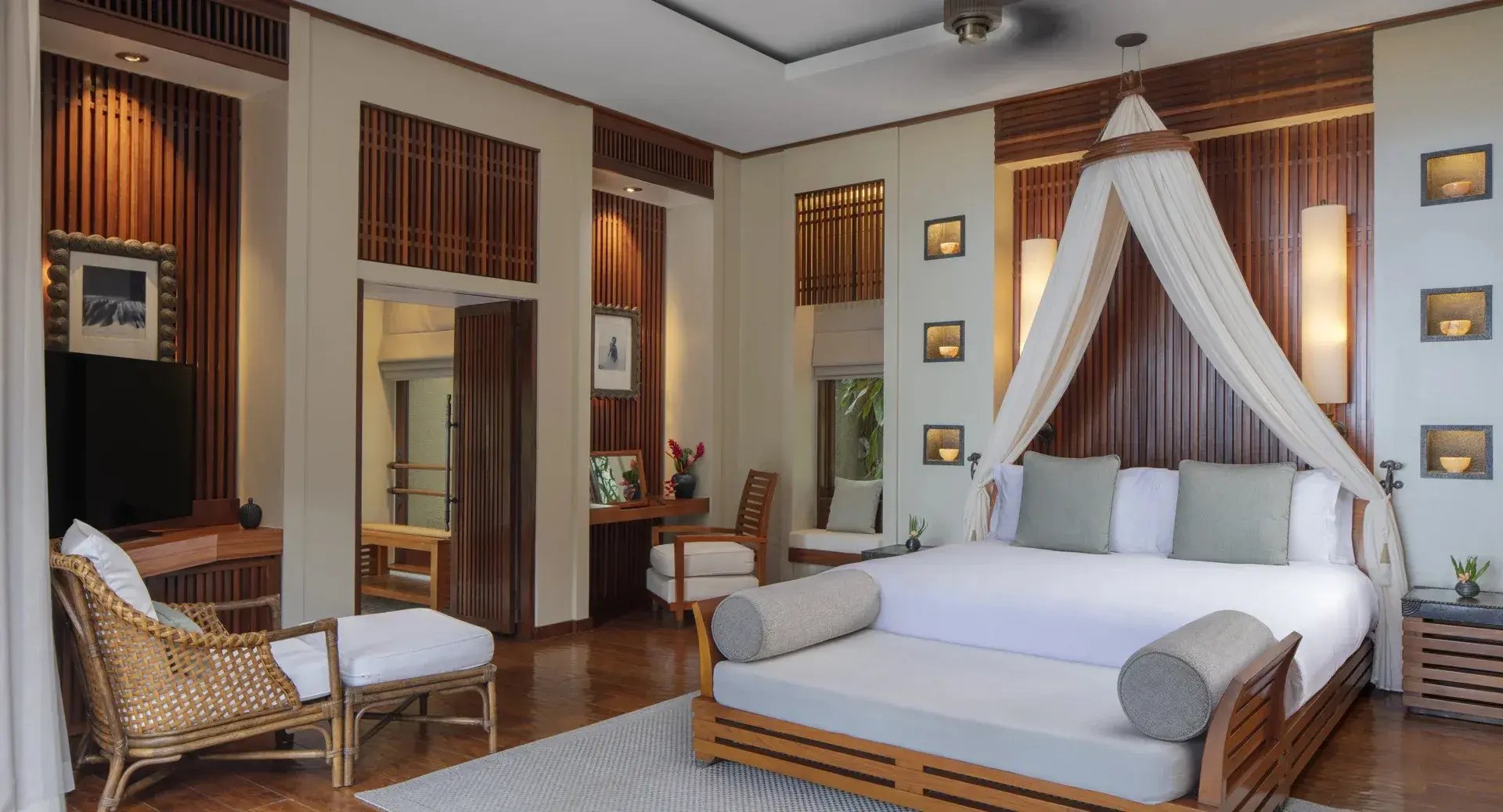 13 anantara maia seychelles peninsula ocean view pool villa teaser gallery 880x600 4