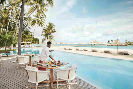Como Maalifushi breakfast the family project min