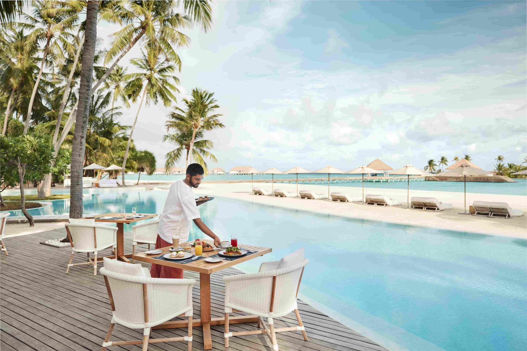 Como-Maalifushi-breakfast-the-family-project-min