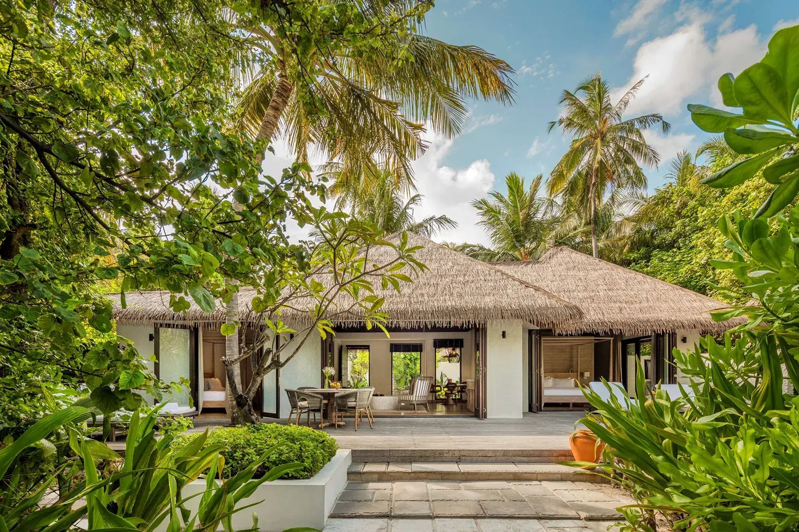 como maalifushi malediven villa familienkomfort exklusiv luxurios