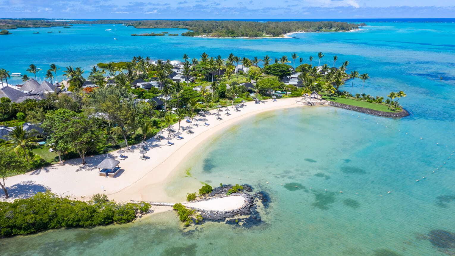 Four-Seasons-Resort-Anahita-Mauritius-Beach-Strand-familienfreundlich