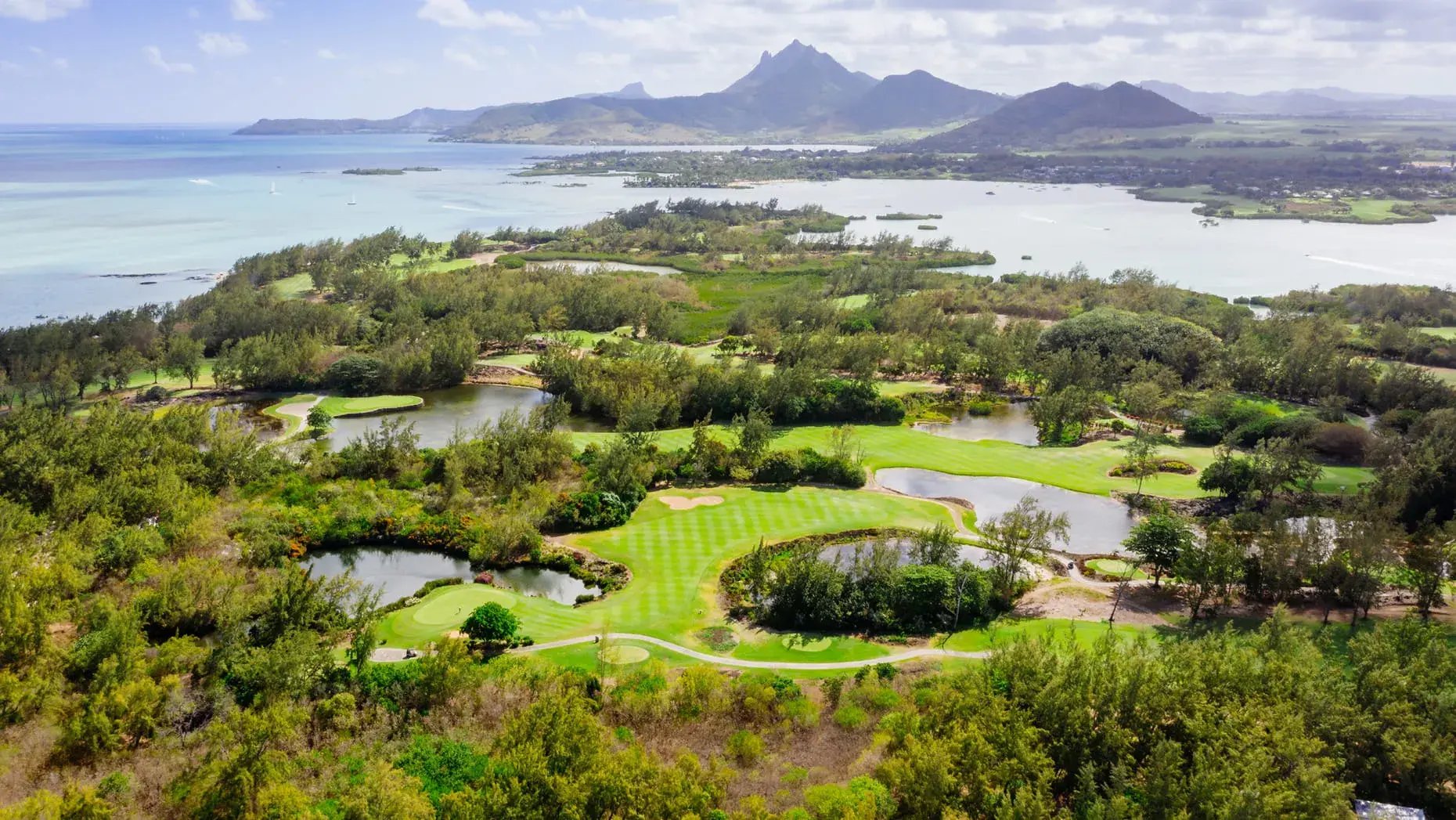four-seasons-resort-anahita-mauritius-golfplatz-familienvergnugen-luxurios