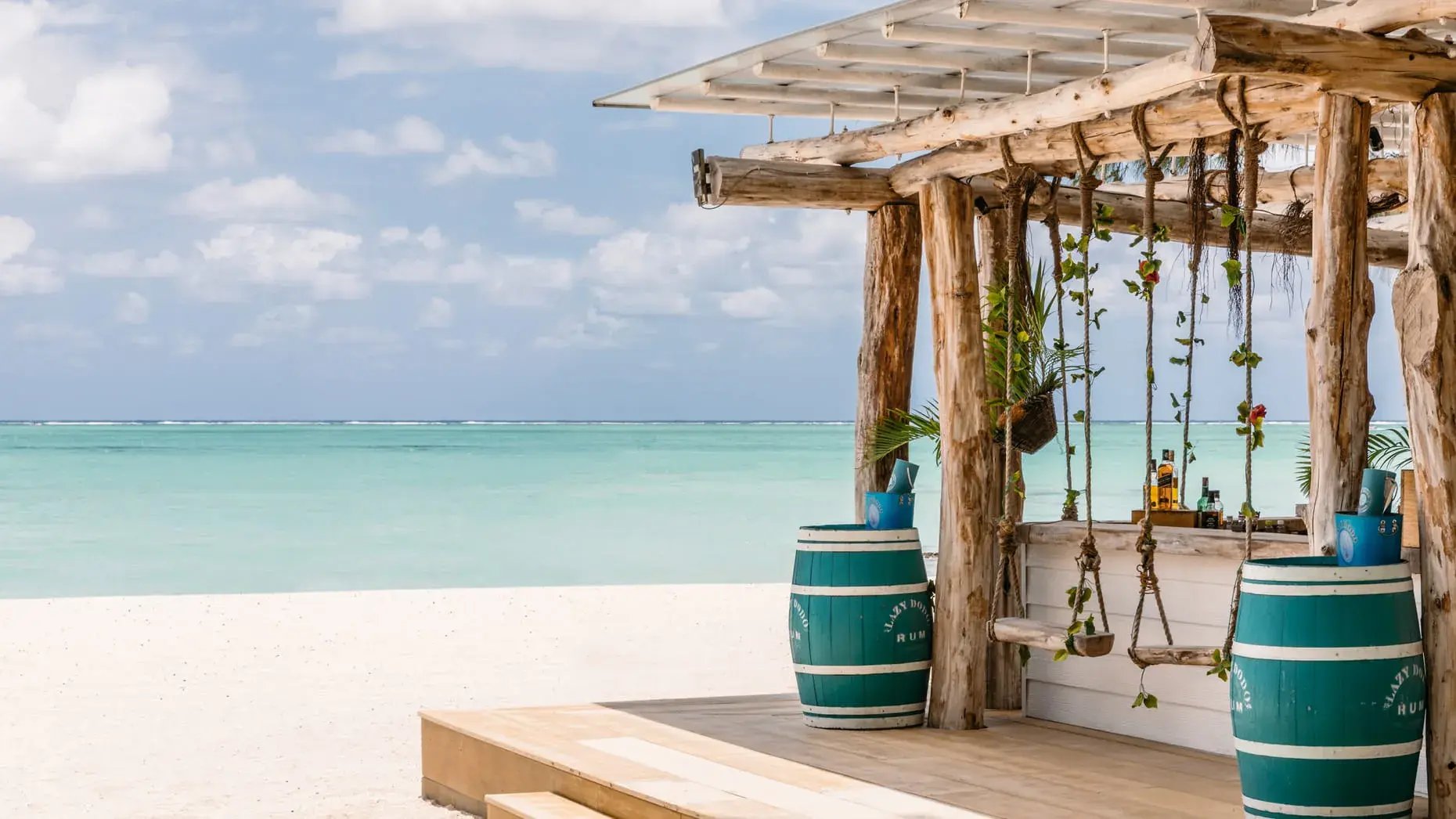 four-seasons-resort-anahita-mauritius-strand-beach-bar-hochwertig-exklusiv