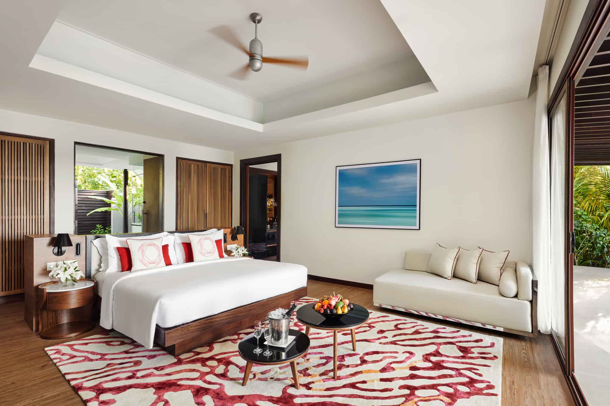 niyama-private-island-malediven-familienluxusreisen-thefamilyproject-familienvilla-schlafzimmer