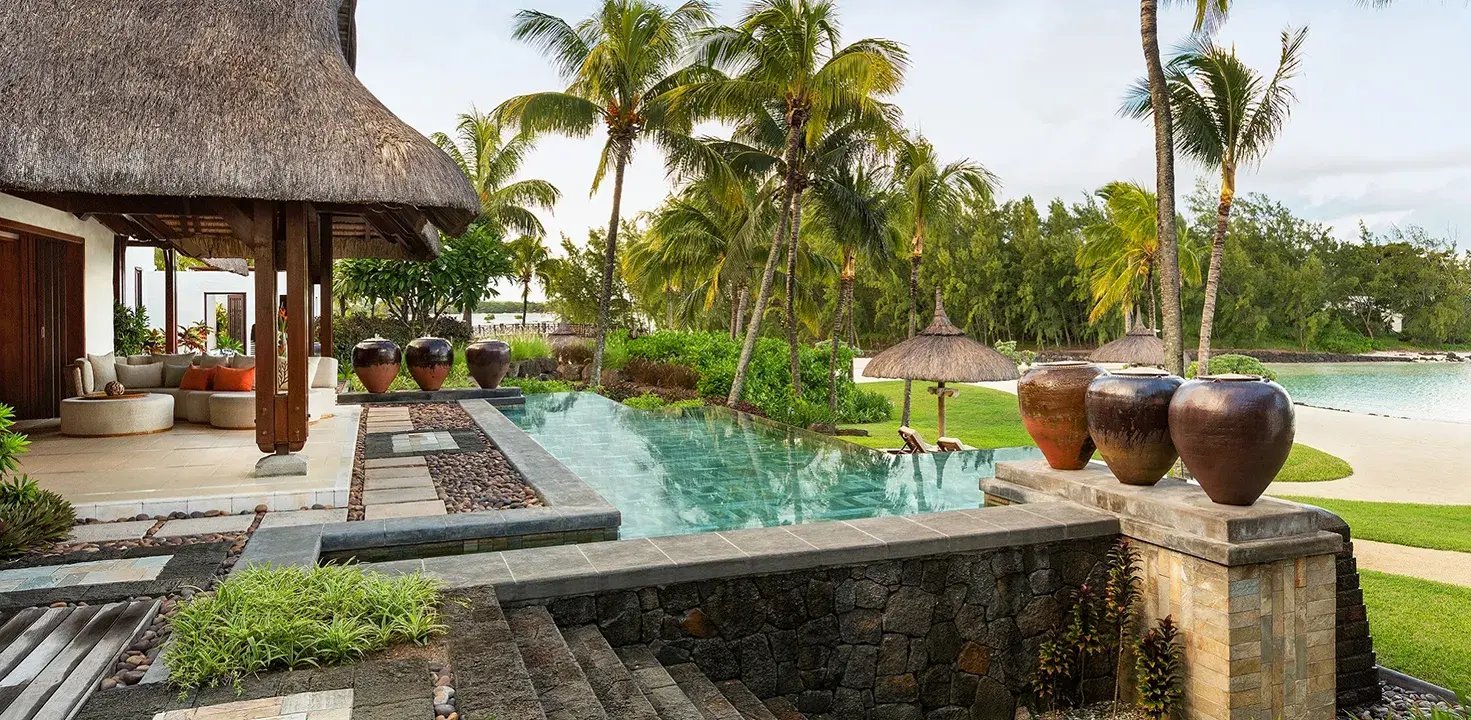 shangri la le touessrok resort spa mauritius exklusiv beach club grill familienfreundlich hochwertig