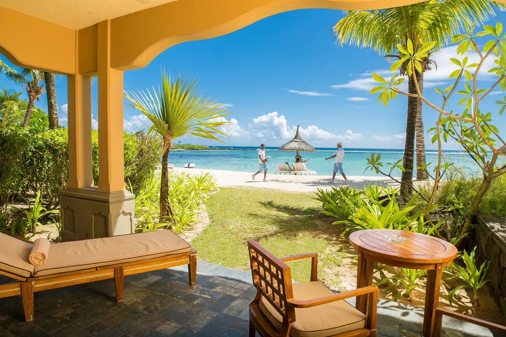 shanti maurice resort mauritius badezimmer familienkomort luxurios