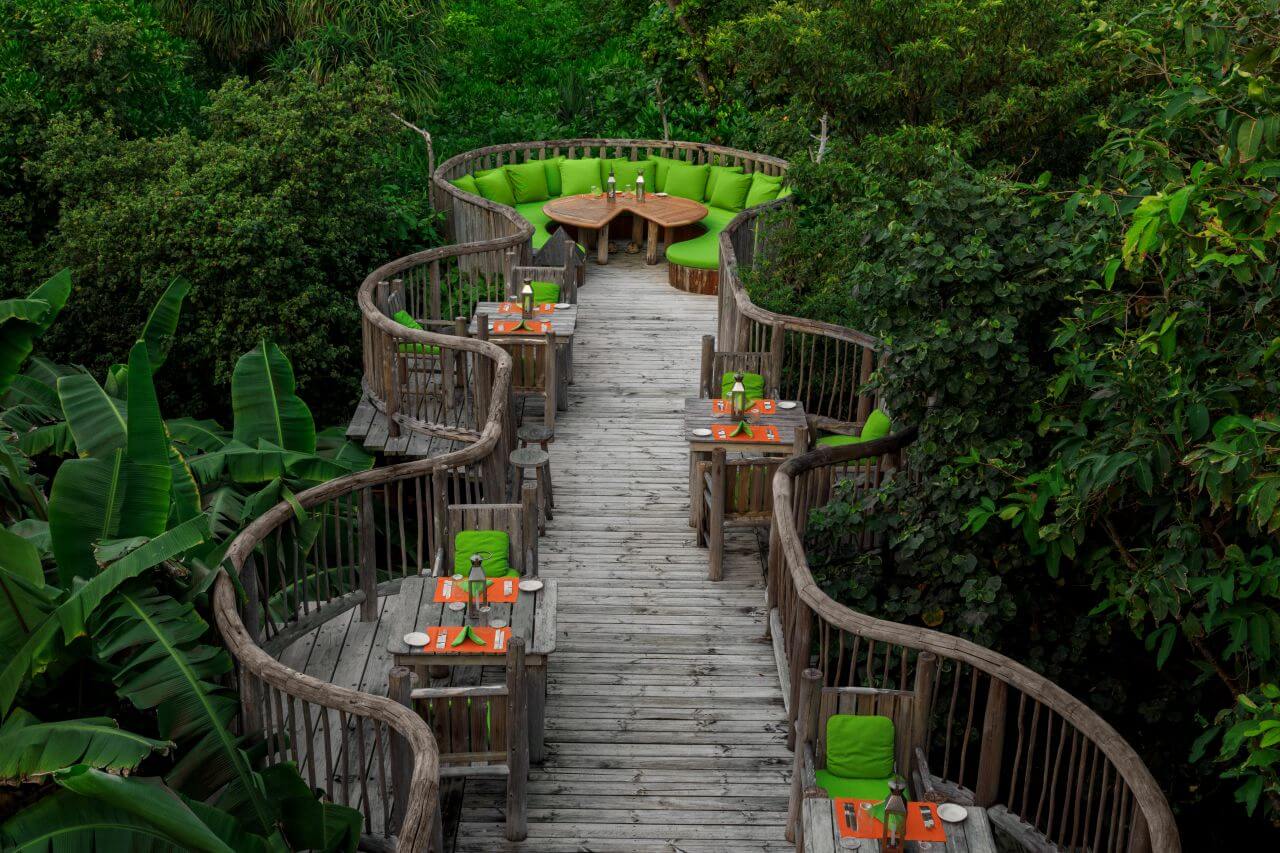 Soneva-Fushi-Restaurant-Plateau