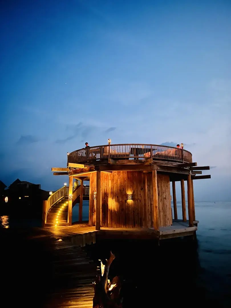 soneva jani p19