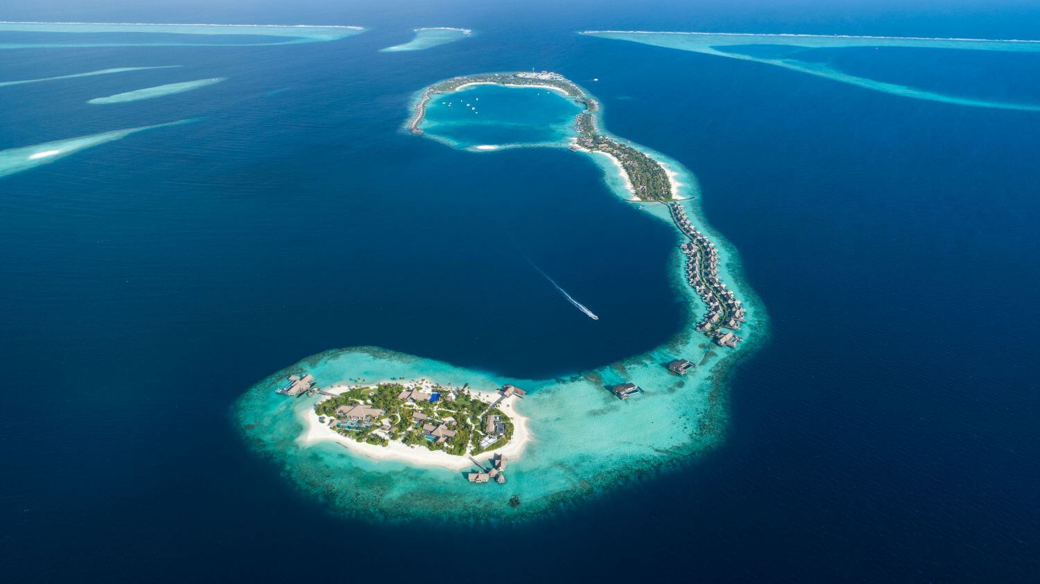 Waldorf Astoria Maldives Ithaafushi Familienluxusreisen TheFamilyProject Insel