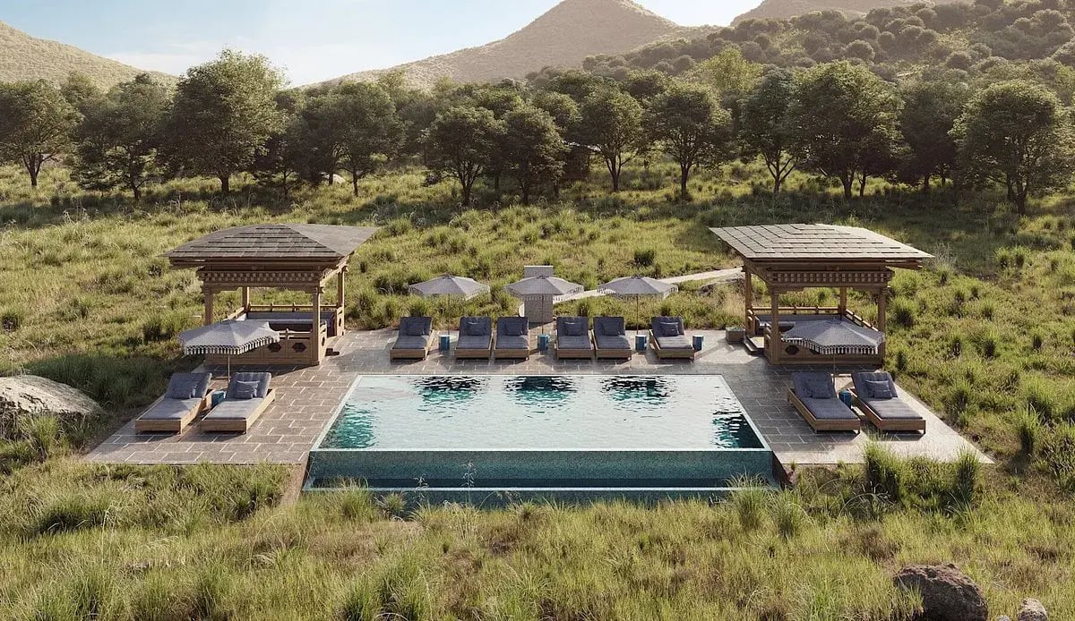 and-beyond-punakha-river-lodge-indischer-subkontinent-pool-aussenbereich-the-family-project-familie-luxus-reisen-kinder