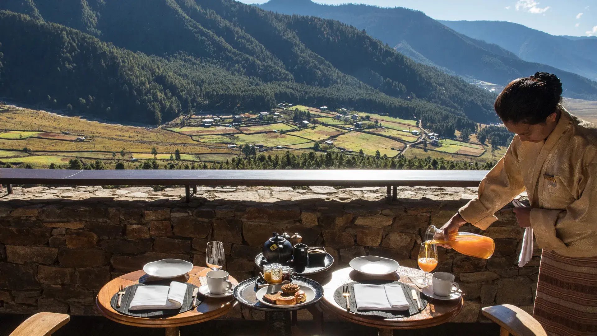 gangtey lodge breakfast