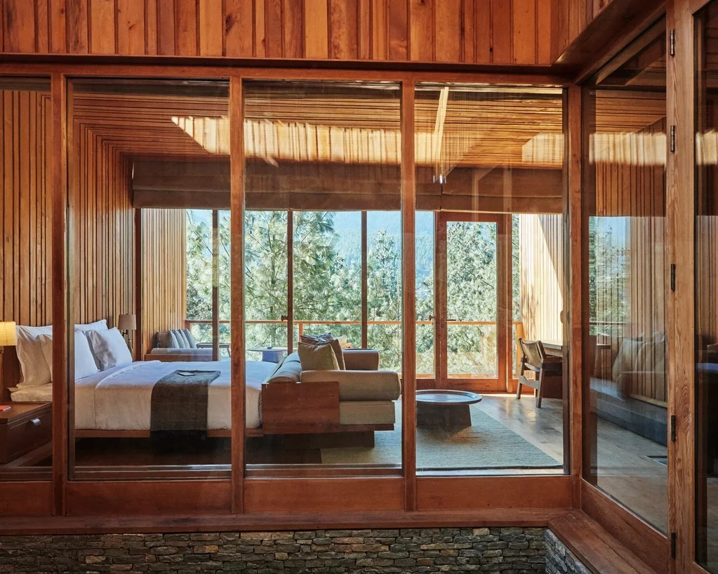 six-senses-bumthang-bhutan-familienluxusreisen-thefamilyproject-bedroom
