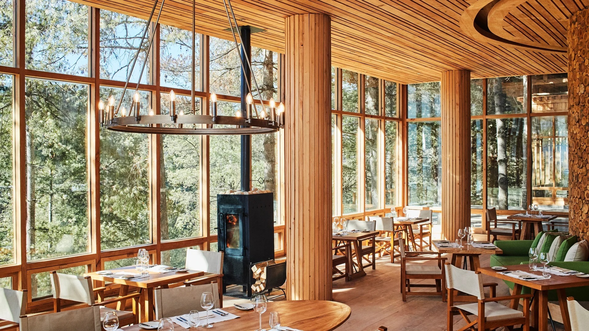 six-senses-bumthang-bhutan-familienluxusreisen-thefamilyproject-dining