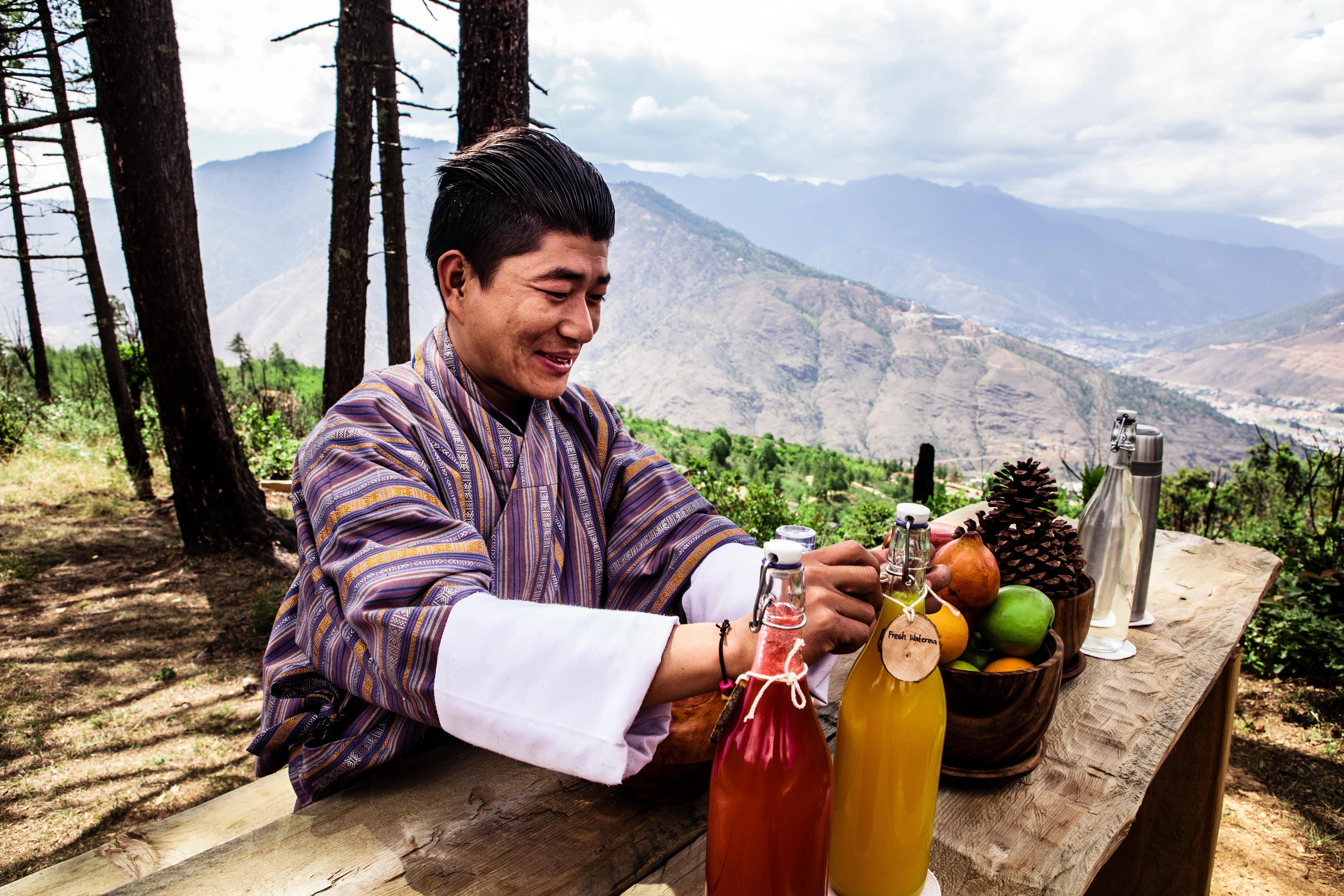 six-senses-thimphu-bhutan-familienluxusreisen-thefamilyproject-picknick