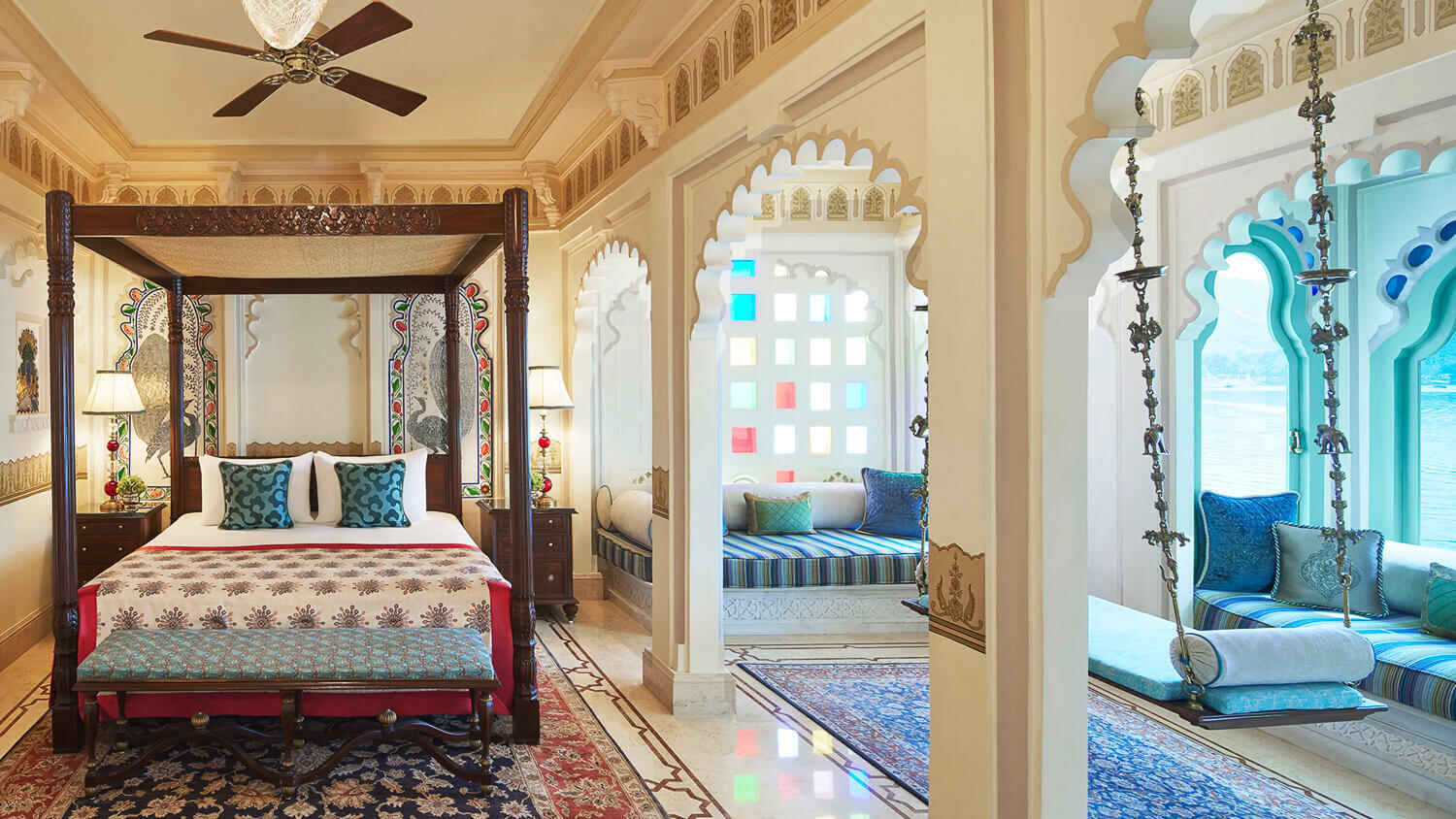 Opulente Suite mit Loggia mit vielen Mustern und Dekor.