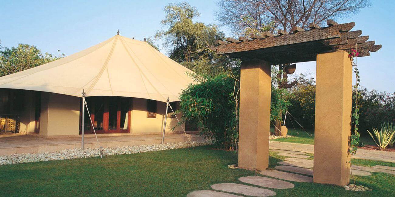 The Oberoi Rajvilas royal tent
