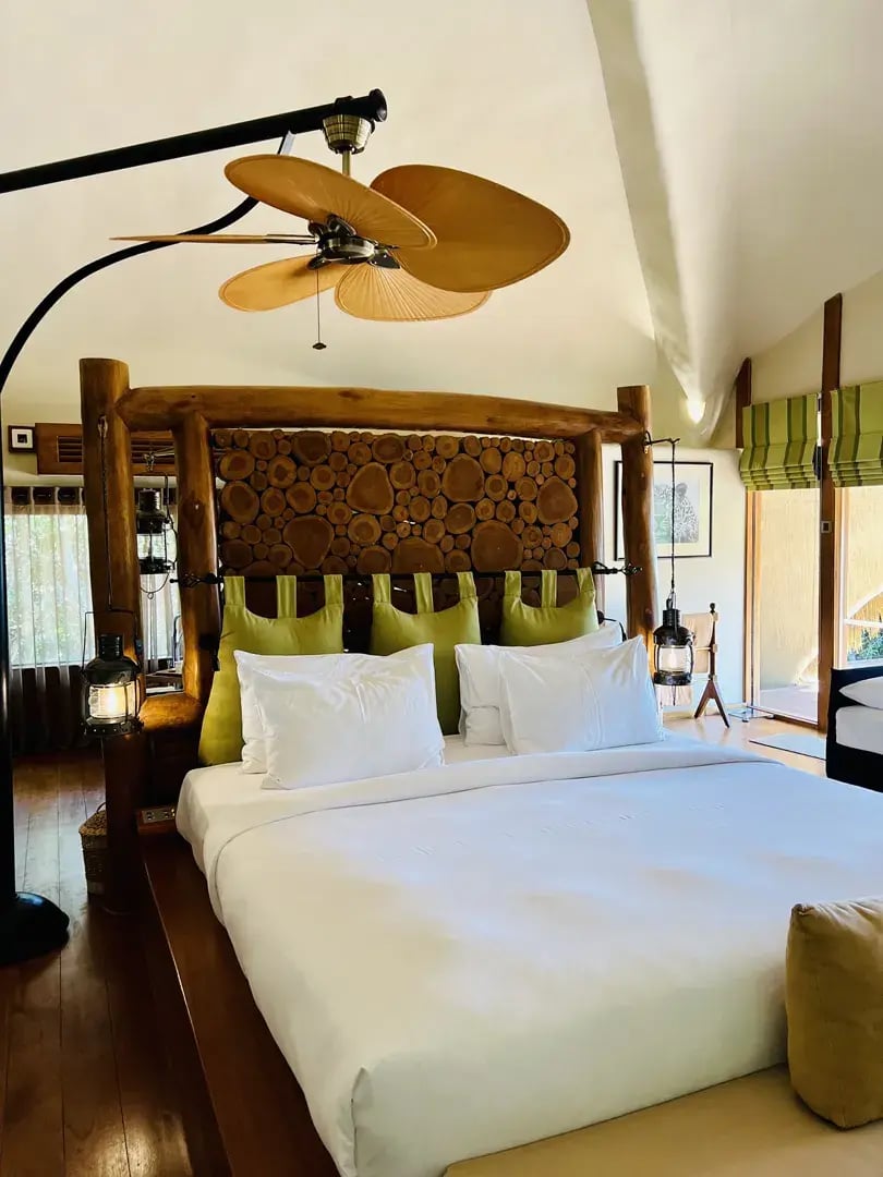 uga chena huts p10