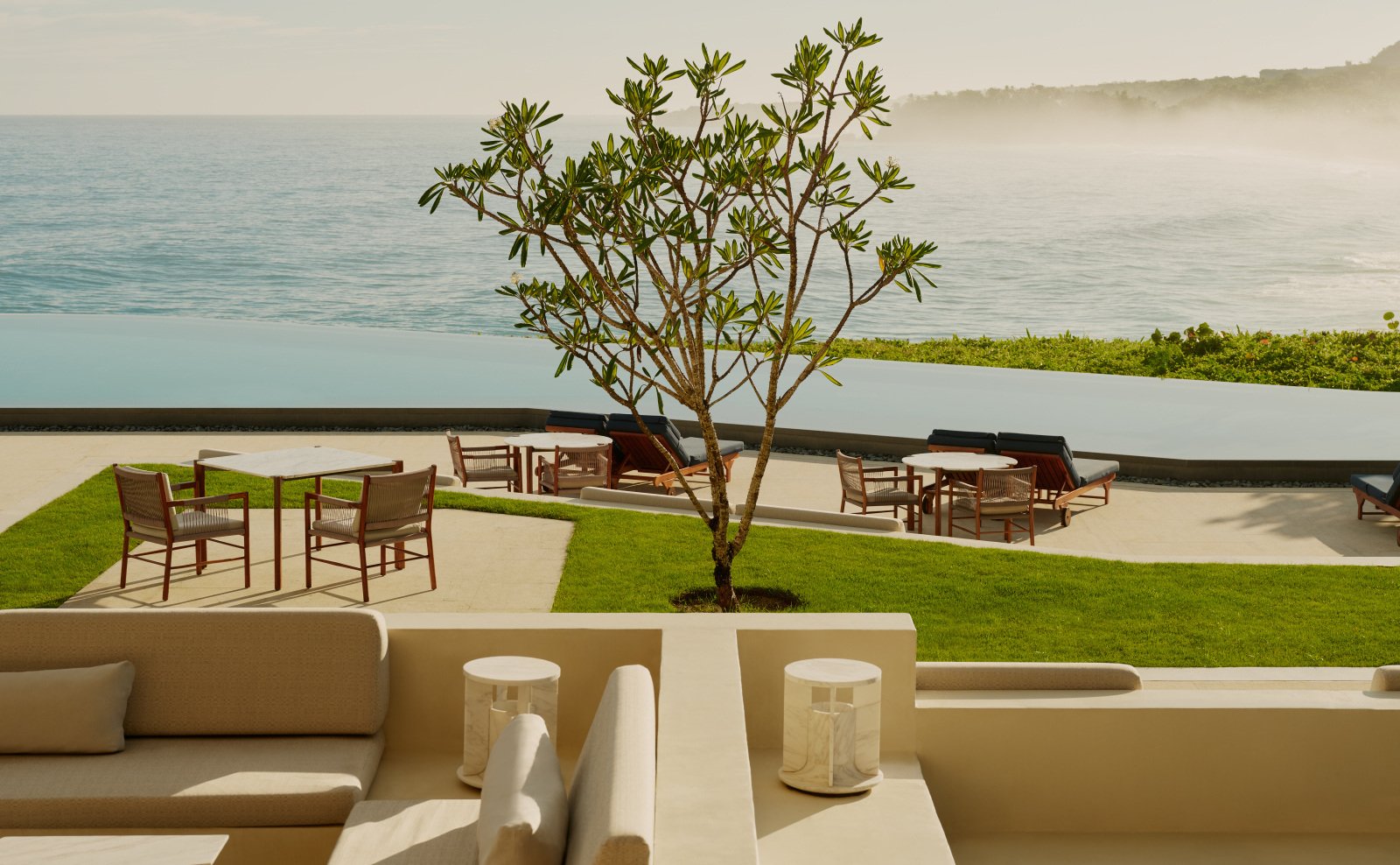 amanera resort pool mit Blick auf das Meer